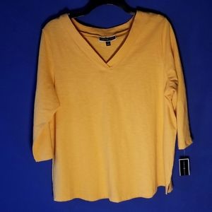 Karen Scott V-Neckline Top